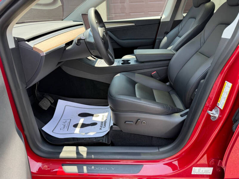 2023 Tesla Model Y Long Range