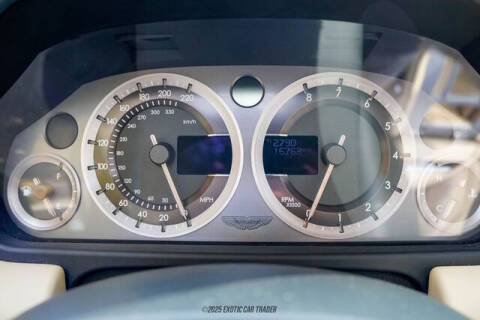 2015 Aston Martin DB9 Volante