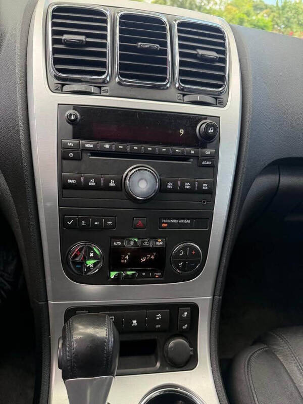 2011 GMC Acadia SLT-1