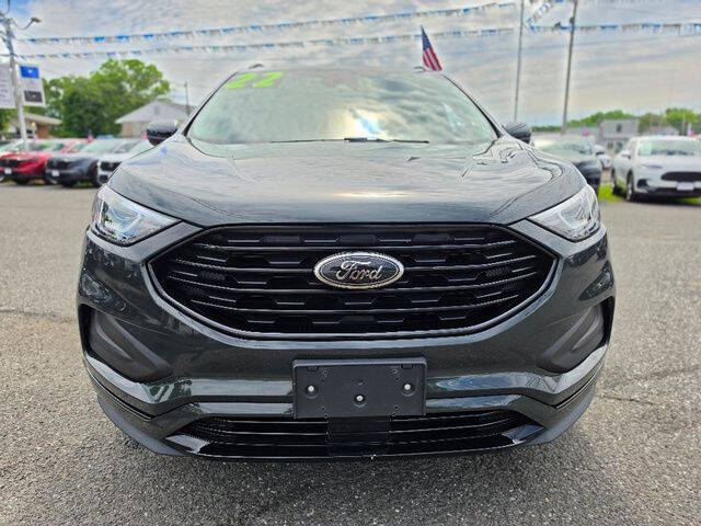 2022 Ford Edge SE