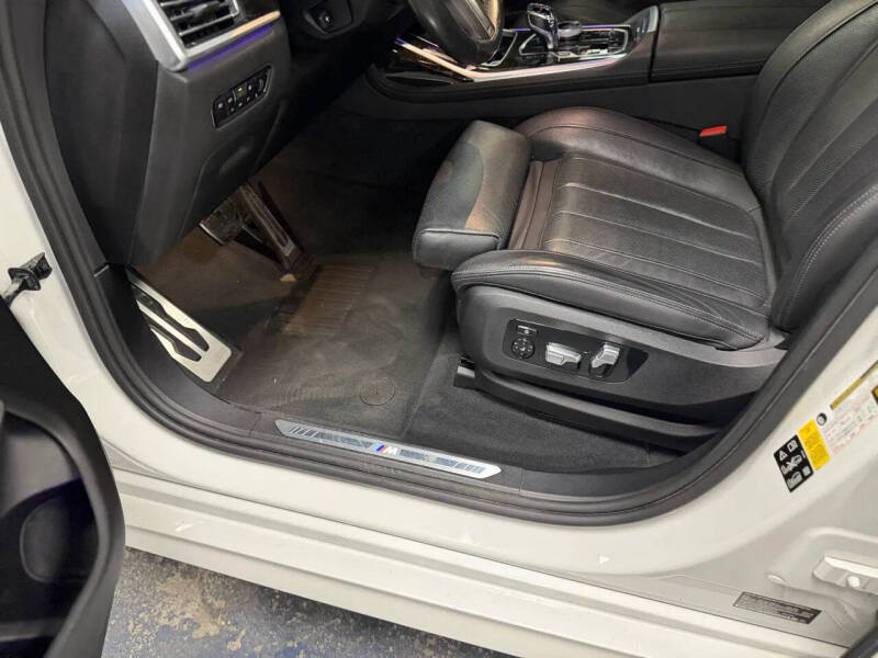 2019 BMW X7 xDrive50i