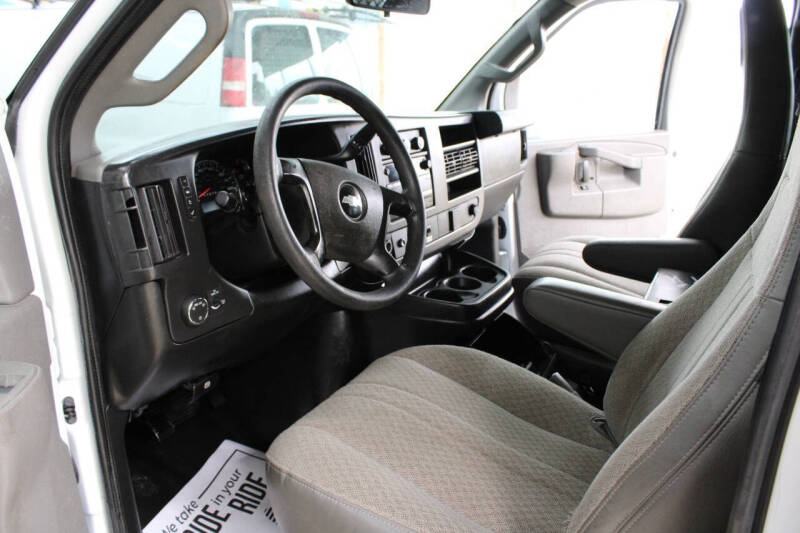 2016 Chevrolet Express 2500
