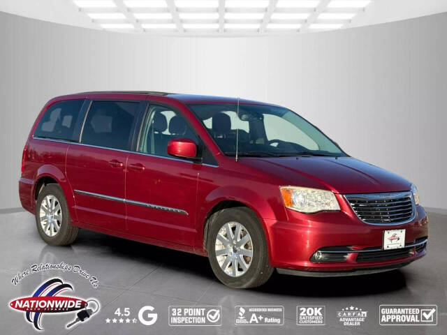 2015 Chrysler Town and Country for sale at Used Cars Toledo in Oregon, OH