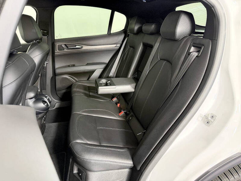2022 Alfa Romeo Stelvio Ti