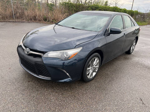 2015 Toyota Camry for sale at Mr. Auto in Hamilton OH