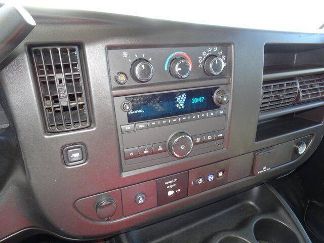 2024 Chevrolet Express 2500