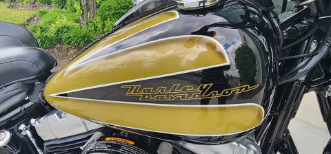 2009 Harley-Davidson FLSTSB - Cross Bones™