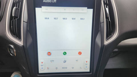 2023 Ford Edge