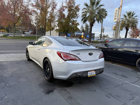 2016 Hyundai Genesis Coupe 3.8