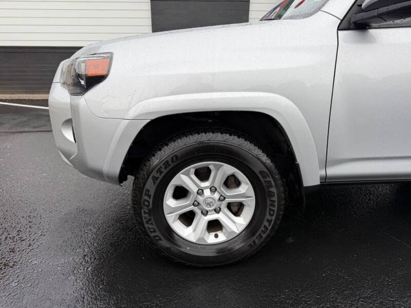 2024 Toyota 4Runner SR5
