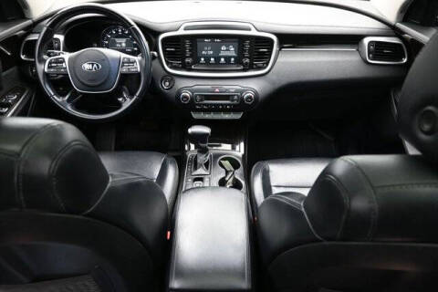 2020 Kia Sorento EX V6