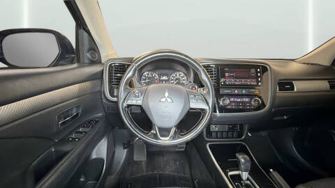 2017 Mitsubishi Outlander SE