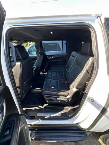 2021 Chevrolet Suburban LT