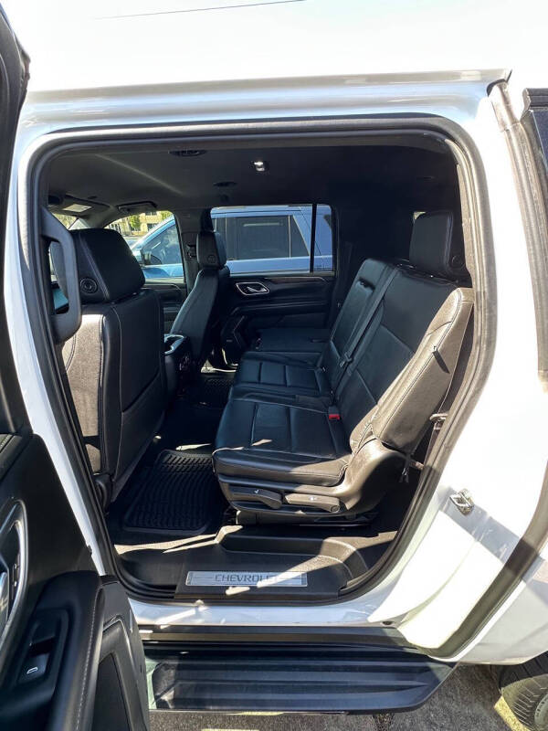 2021 Chevrolet Suburban LT