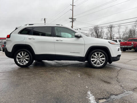 2016 Jeep Cherokee for sale at FORMAN AUTO SALES, LLC. in Franklin OH