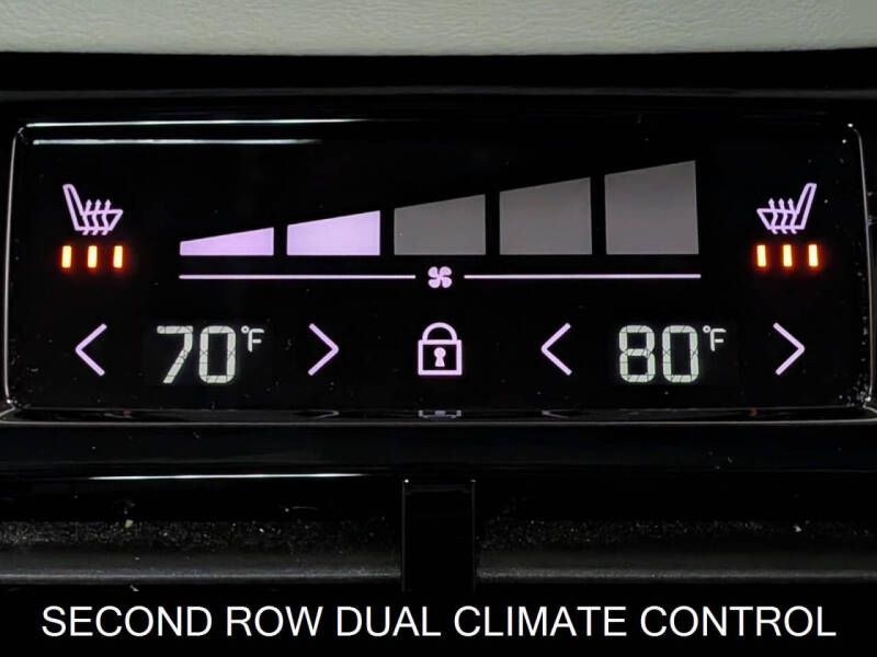 2025 Volvo XC60 B5 Plus Dark Theme