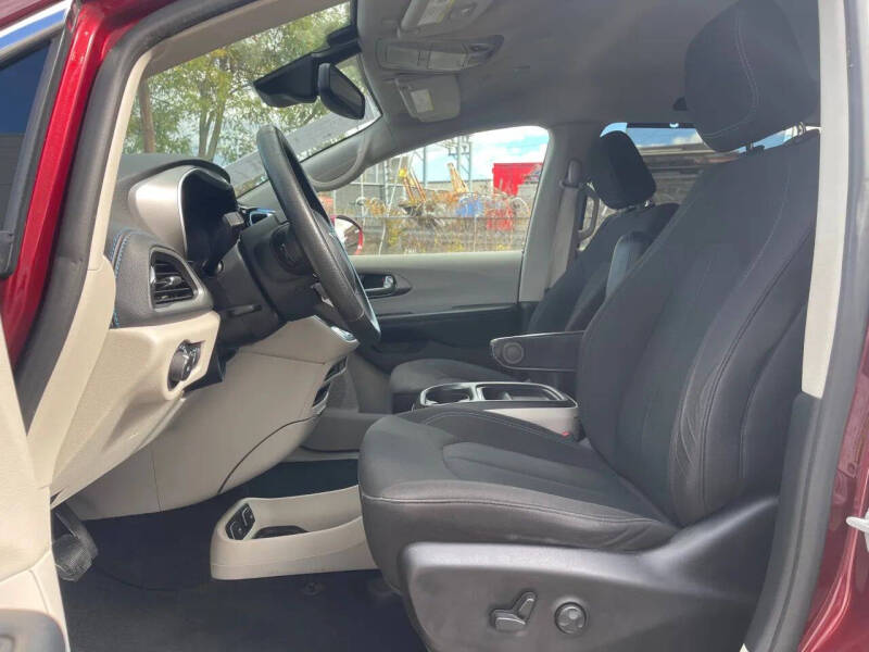 2021 Chrysler Pacifica Touring