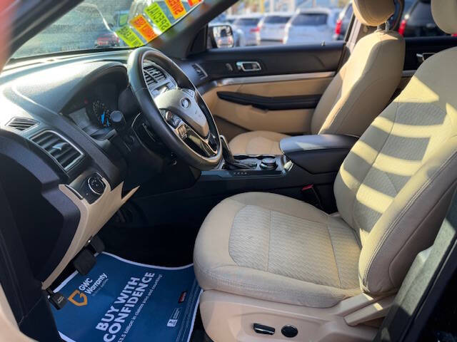 2017 Ford Explorer