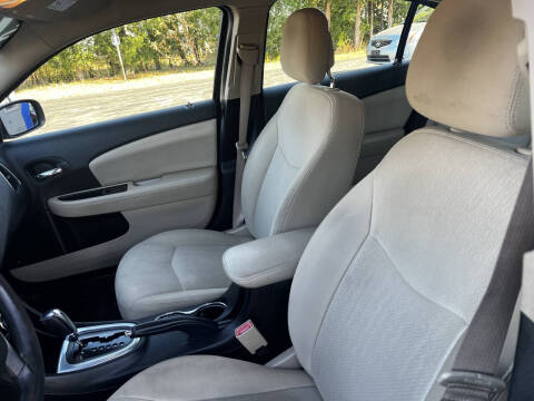 2013 Chrysler 200 LX