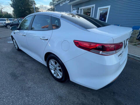 2016 Kia Optima LX