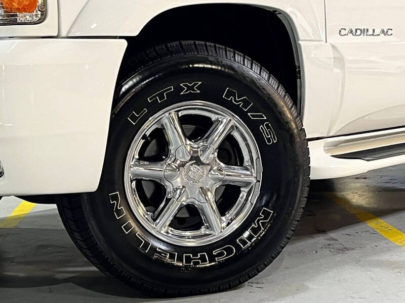 2000 Cadillac Escalade