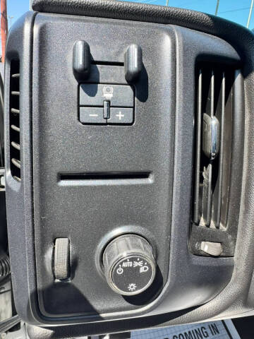 2015 Chevrolet Silverado 3500HD CC