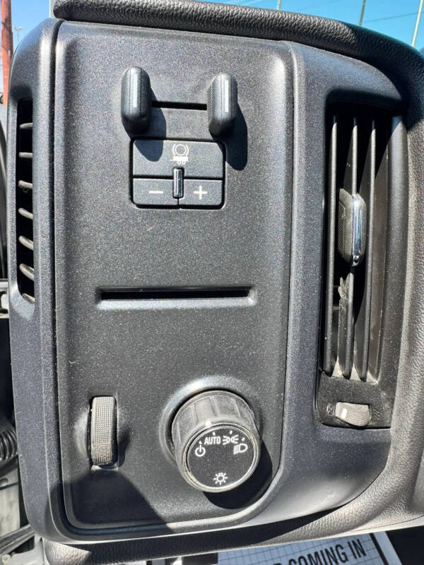 2015 Chevrolet Silverado 3500HD CC