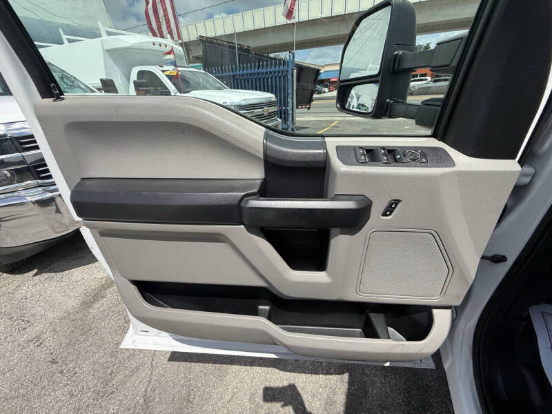 2018 Ford F-350 Super Duty XL