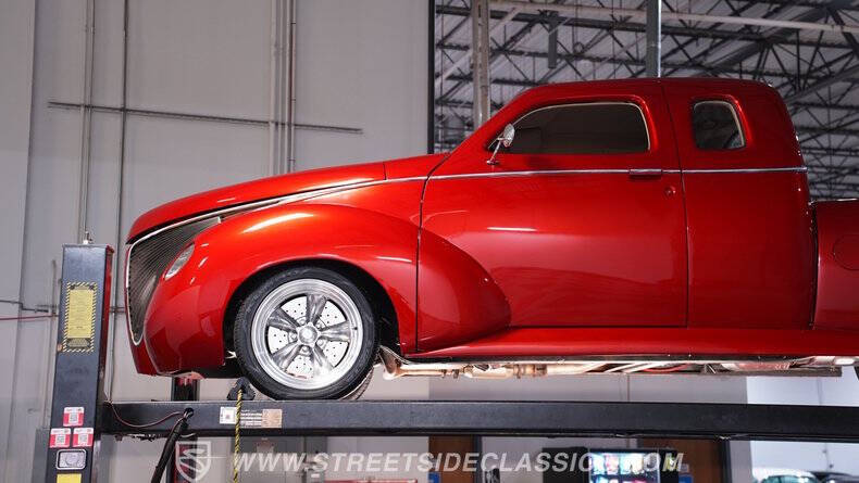 1939 Studebaker Coupe Express