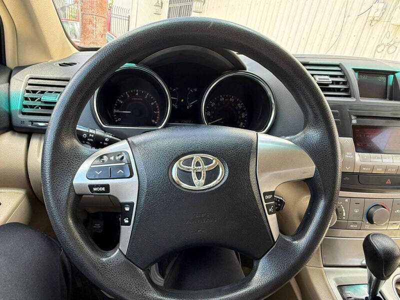 2012 Toyota Highlander