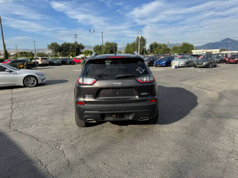 2019 Jeep Cherokee Latitude Plus
