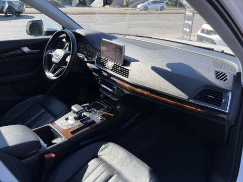 2018 Audi Q5 2.0T quattro Premium