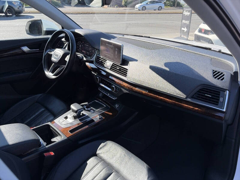 2018 Audi Q5 2.0T quattro Premium