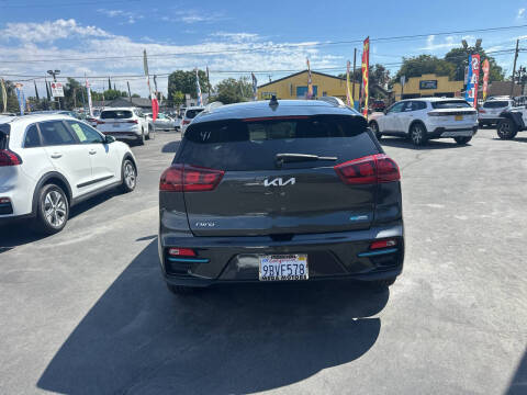 2022 Kia Niro EV S