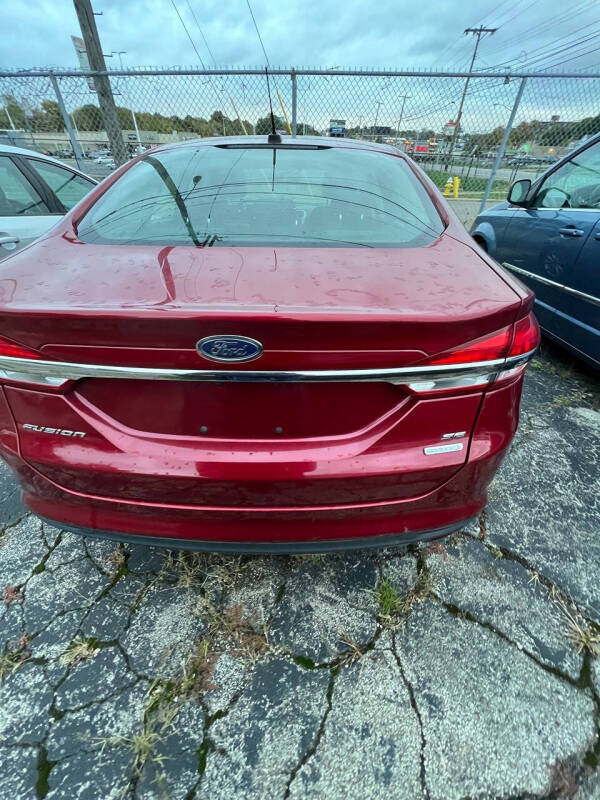 2017 Ford Fusion SE