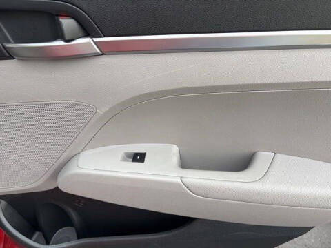 2019 Hyundai Elantra