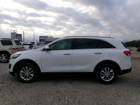 2017 Kia Sorento for sale at L & L Sales - V&R FINANCE in Mexia TX