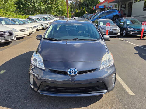 2015 Toyota Prius Two