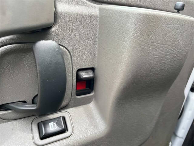 2023 Chevrolet Express 2500