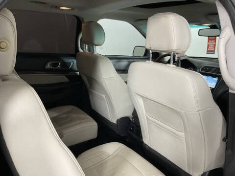 2017 Ford Explorer Platinum
