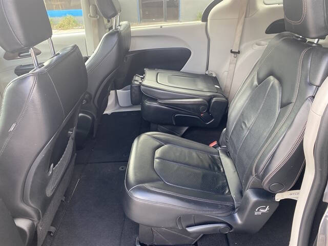 2019 Chrysler Pacifica Touring L