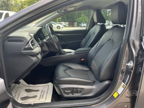 2023 Toyota Camry SE