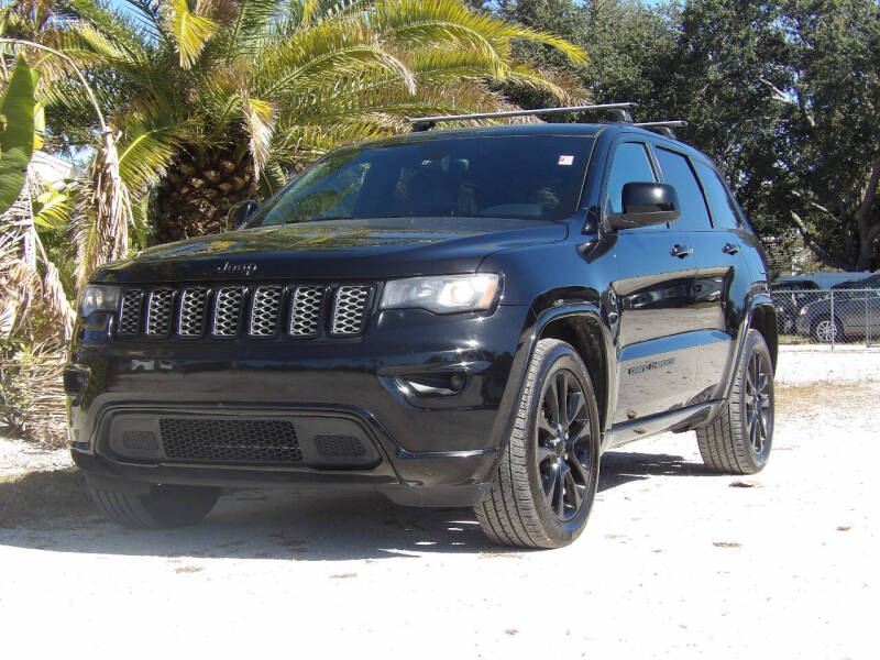 2018 Jeep Grand Cherokee Altitude's photo