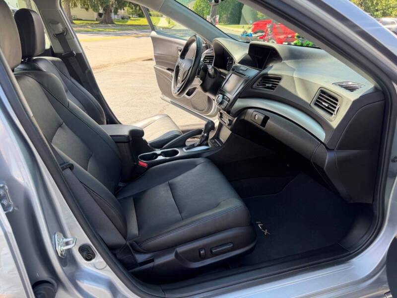 2017 Acura ILX w/Tech