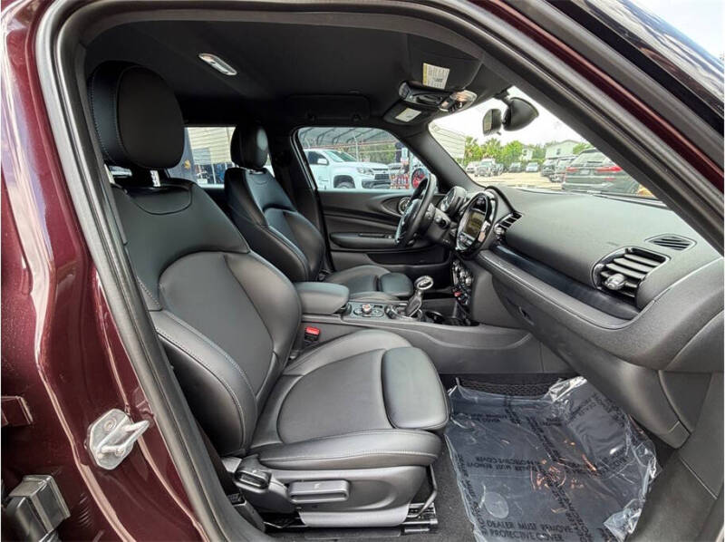 2017 MINI Clubman Cooper