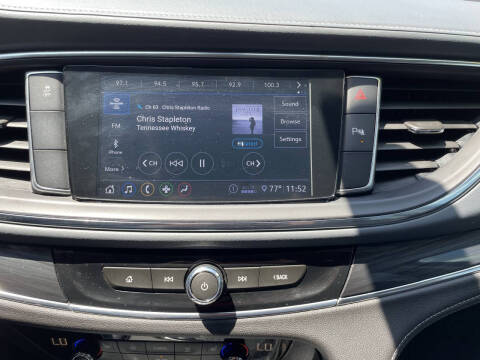 2021 Buick Enclave Essence