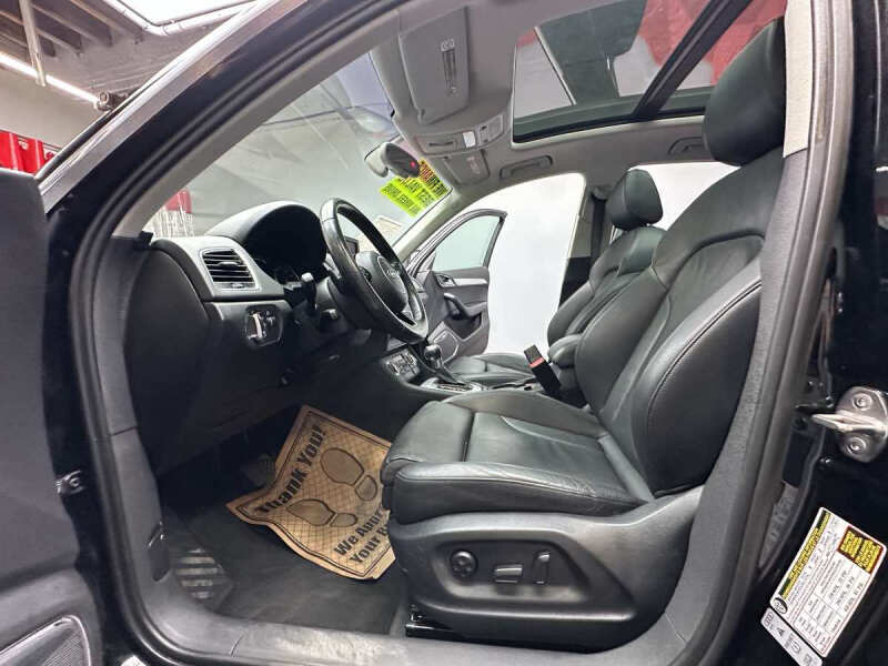 2015 Audi Q3 2.0T quattro Prestige