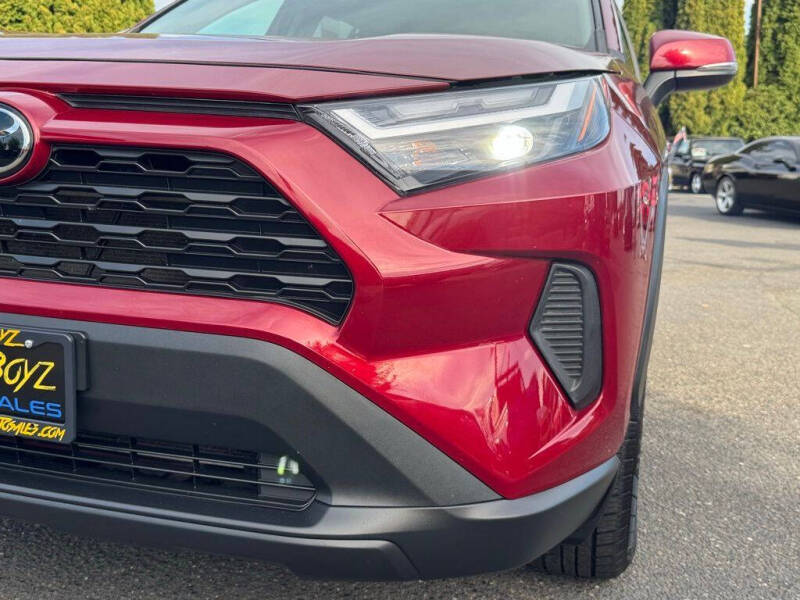 2022 Toyota RAV4 XLE