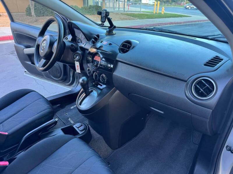 2014 Mazda MAZDA2 Sport