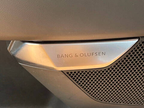 2023 Audi e-tron GT quattro Premium Plus